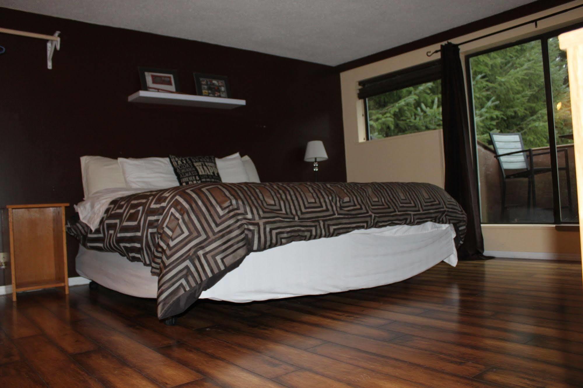 Tall Trees Bed & Breakfast Prince Rupert Ngoại thất bức ảnh
