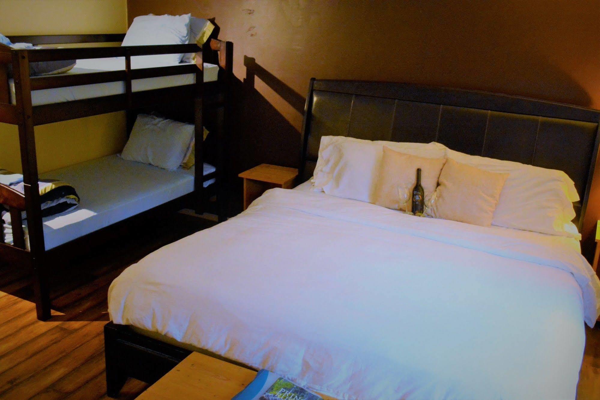 Tall Trees Bed & Breakfast Prince Rupert Ngoại thất bức ảnh